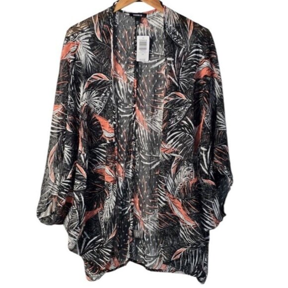Torrid Kimono Womens Size (14-18) 1 / 2 Black Floral  Open Semi Sheer Beach - Picture 2 of 8